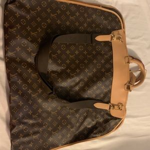 ❗️SOLD❗️Louis Vuitton Garment Cover